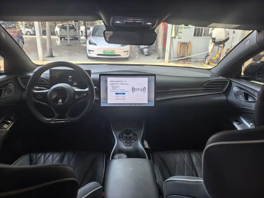BYD Seal — фото 11