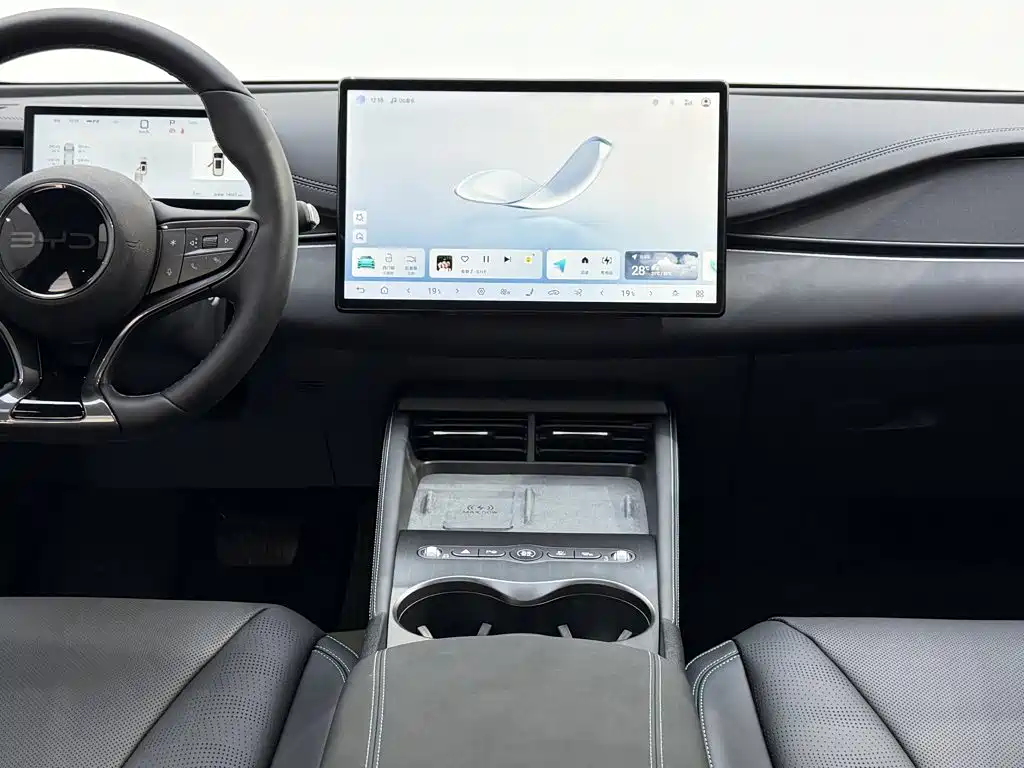 BYD Seal 06 DM-i Touring — фото 22