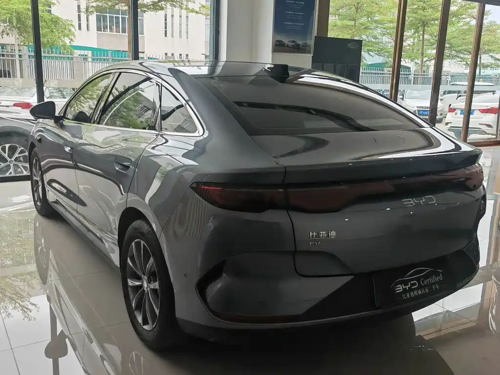 BYD Qin L — фото 4