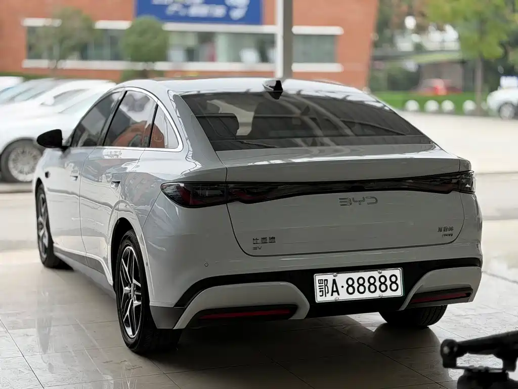BYD Seal 06 — фото 4