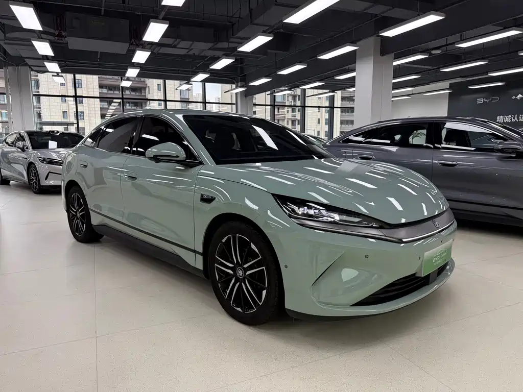 BYD Qin L — фото 3