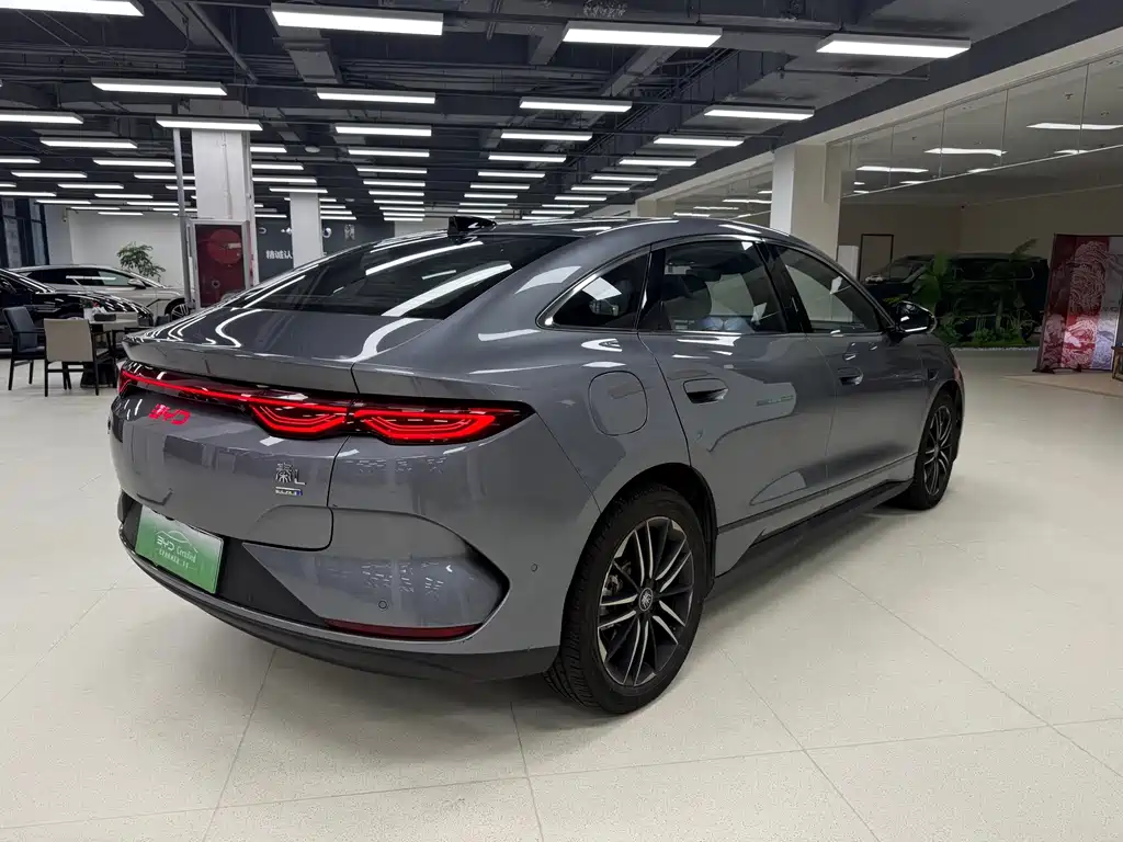 BYD Qin L — фото 7