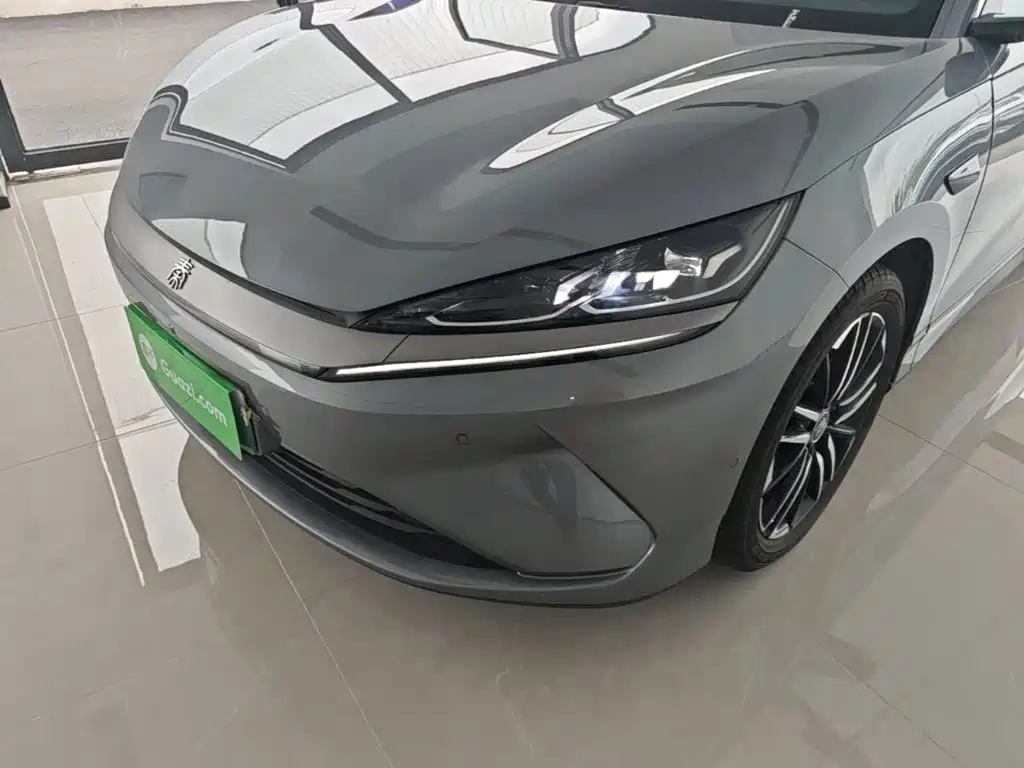 BYD Qin L — фото 24