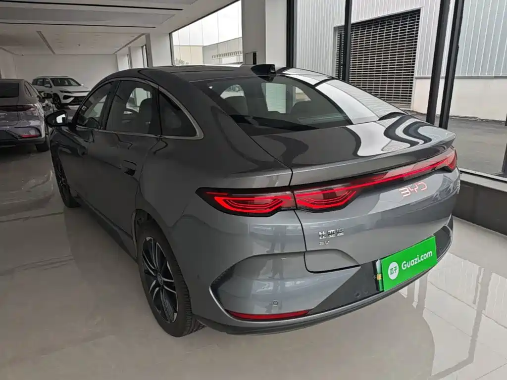 BYD Qin L — фото 5