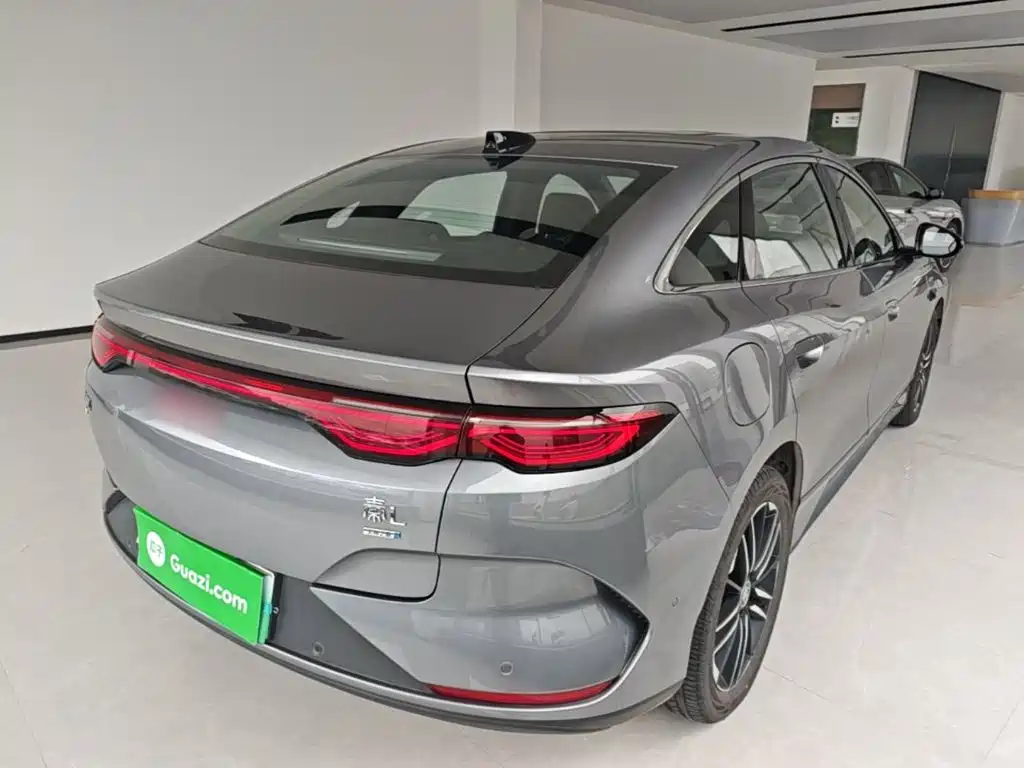 BYD Qin L — фото 7