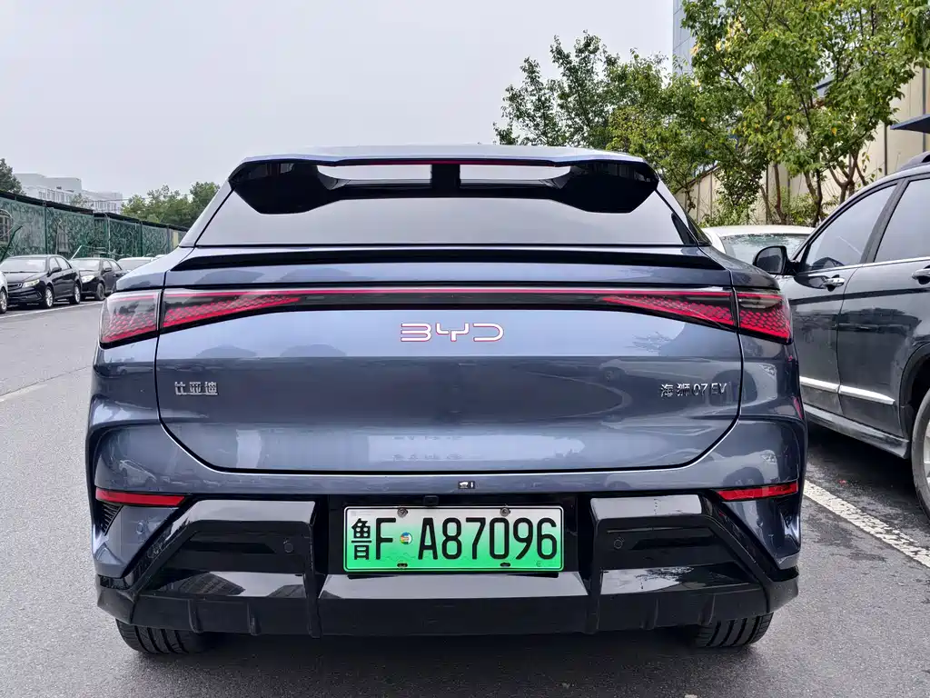 BYD Sealion 07 EV — фото 3