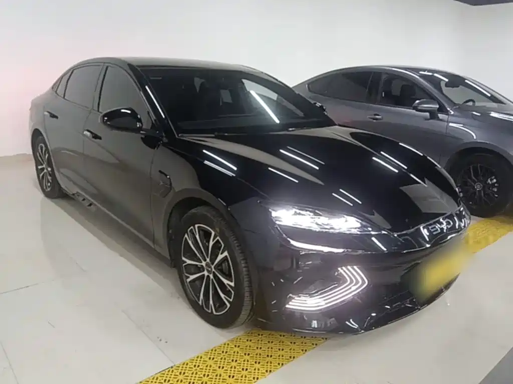 BYD Seal — фото 4