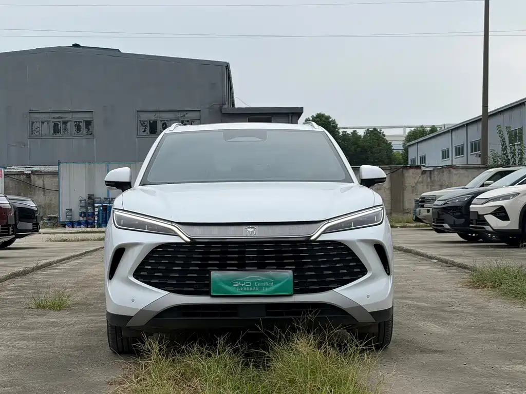 BYD L DM-i — фото 2