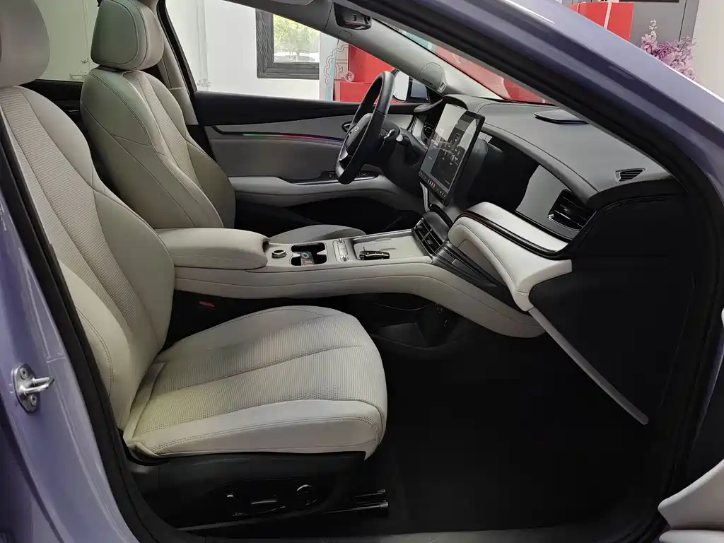 BYD Seal 07 EV — фото 22