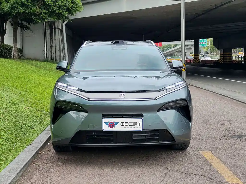 BYD Tang L — фото 2