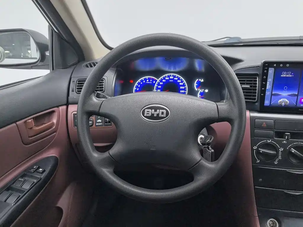 BYD F3 — фото 11