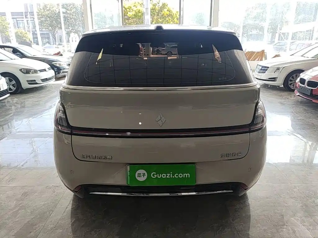 Baojun Yunduo — фото 6