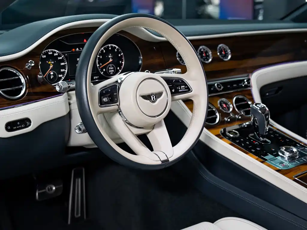 Bentley Continental — фото 10