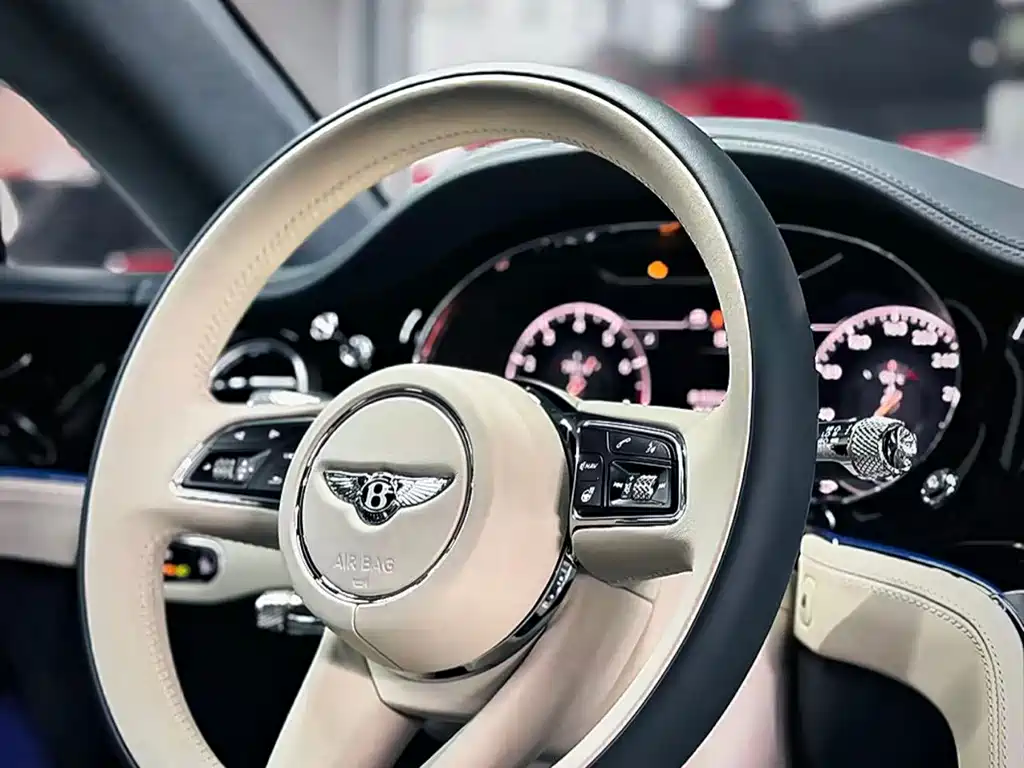 Bentley Continental — фото 4