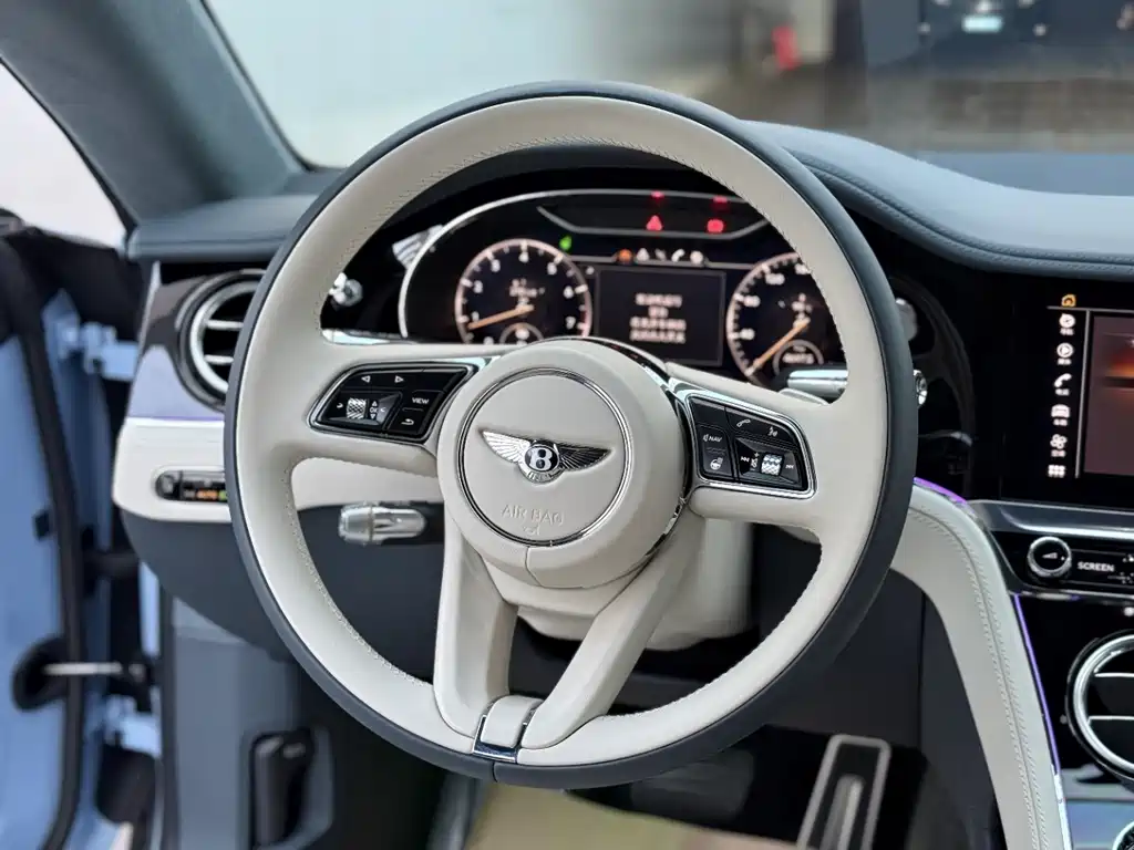 Bentley Continental — фото 8