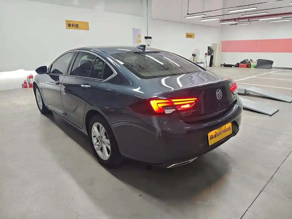 Buick Regal — фото 3