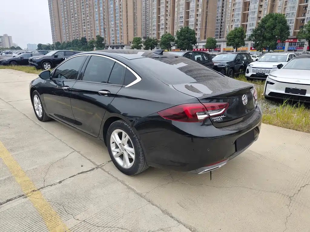 Buick Regal — фото 8