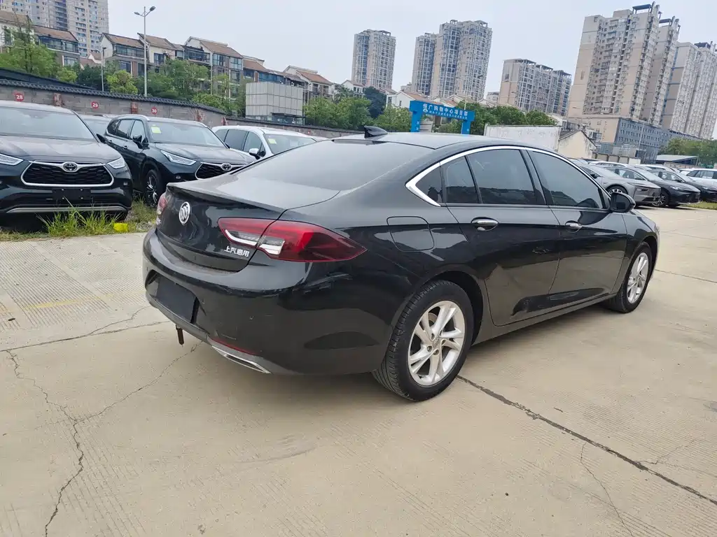 Buick Regal — фото 9