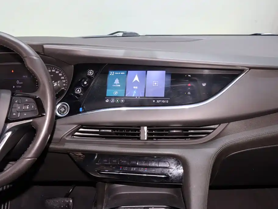 Buick Enclave — фото 15