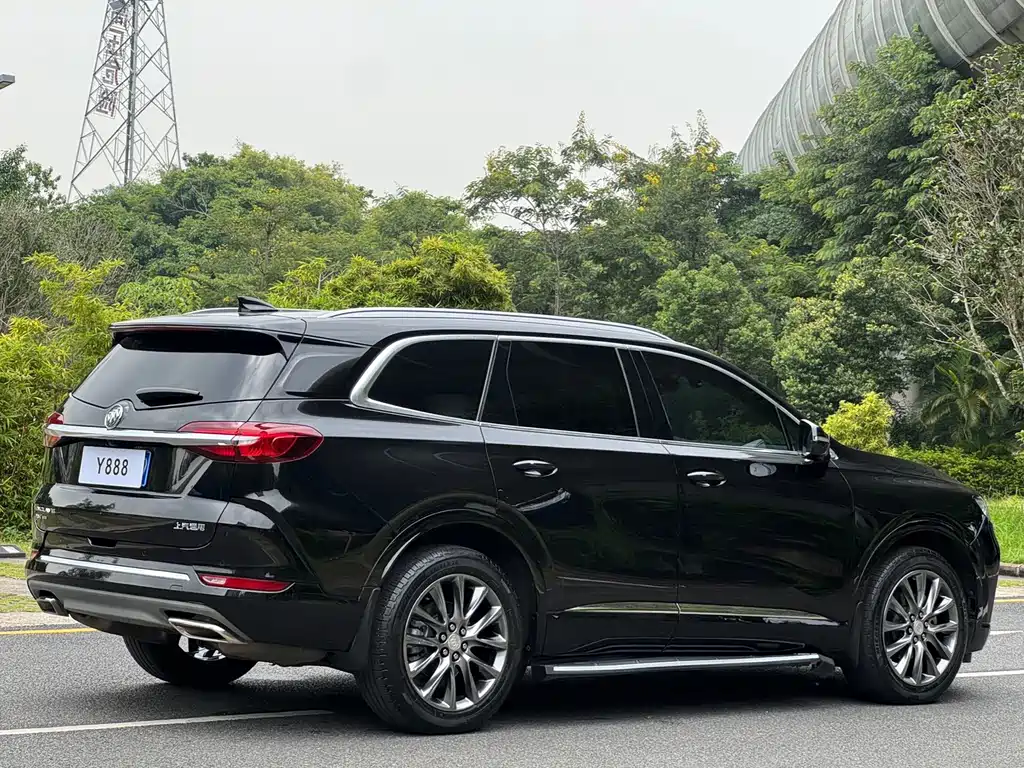 Buick Enclave — фото 15
