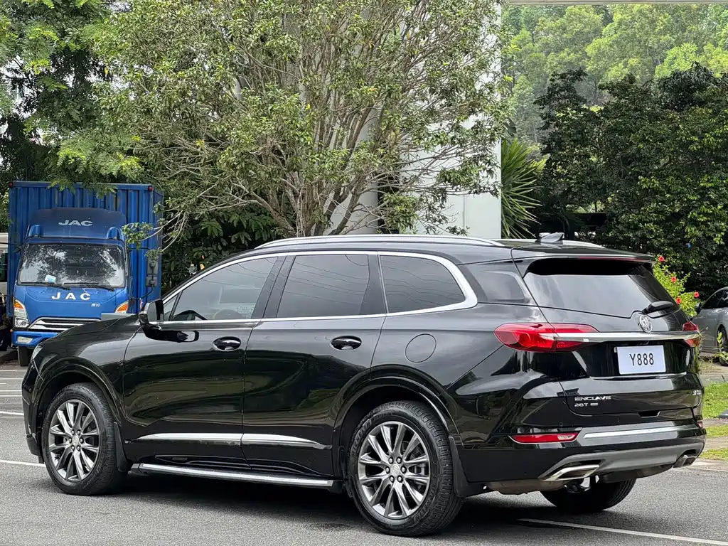 Buick Enclave — фото 6