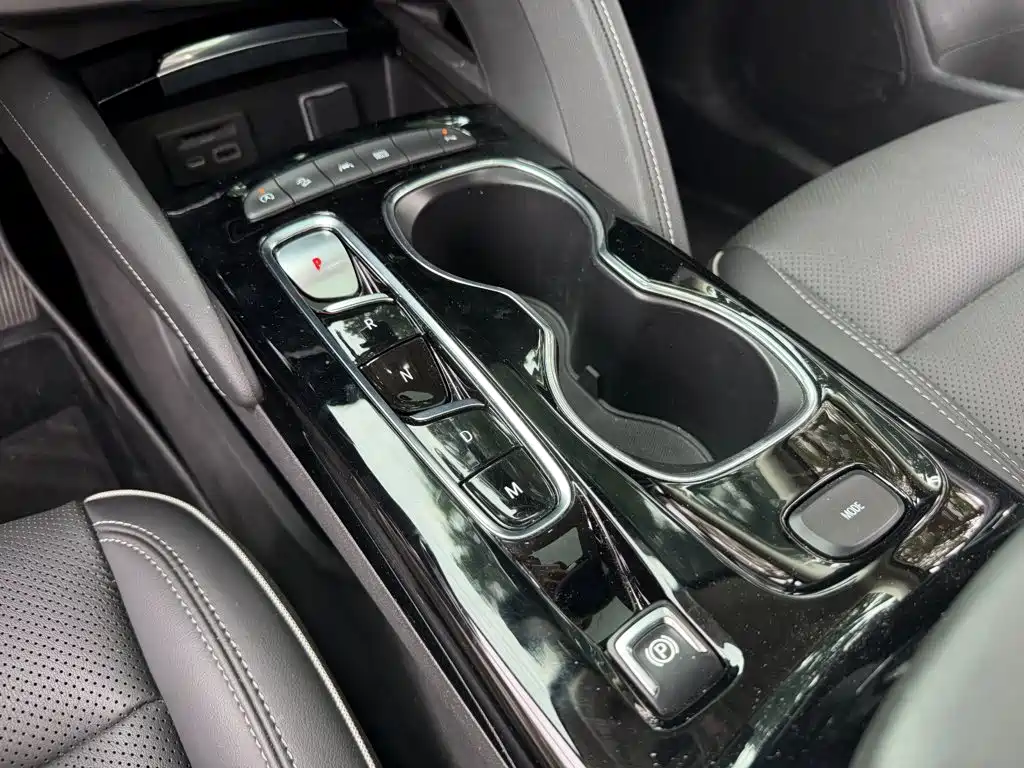 Buick Envision Plus — фото 9