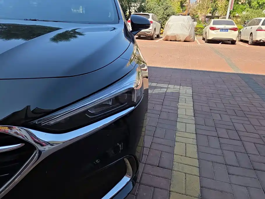 Buick LaCrosse — фото 5