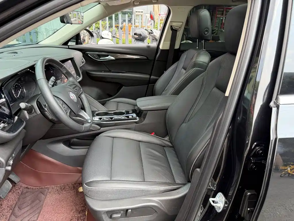 Buick Envision Plus — фото 8