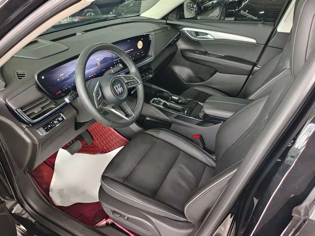 Buick Envision Plus — фото 8
