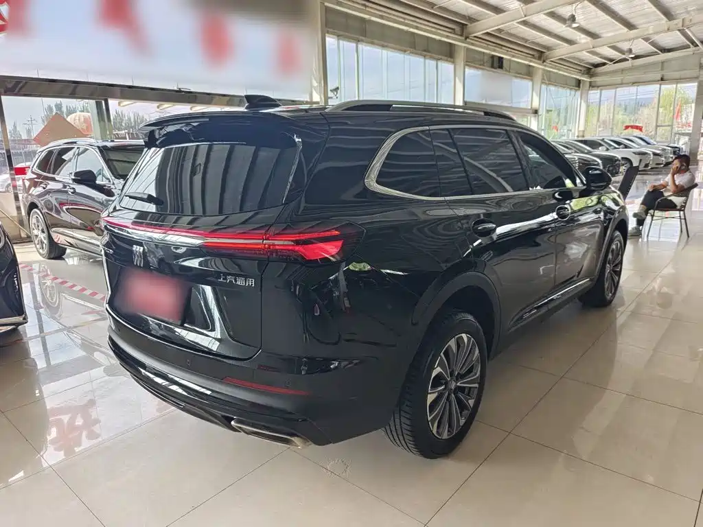 Buick Envision Plus — фото 16