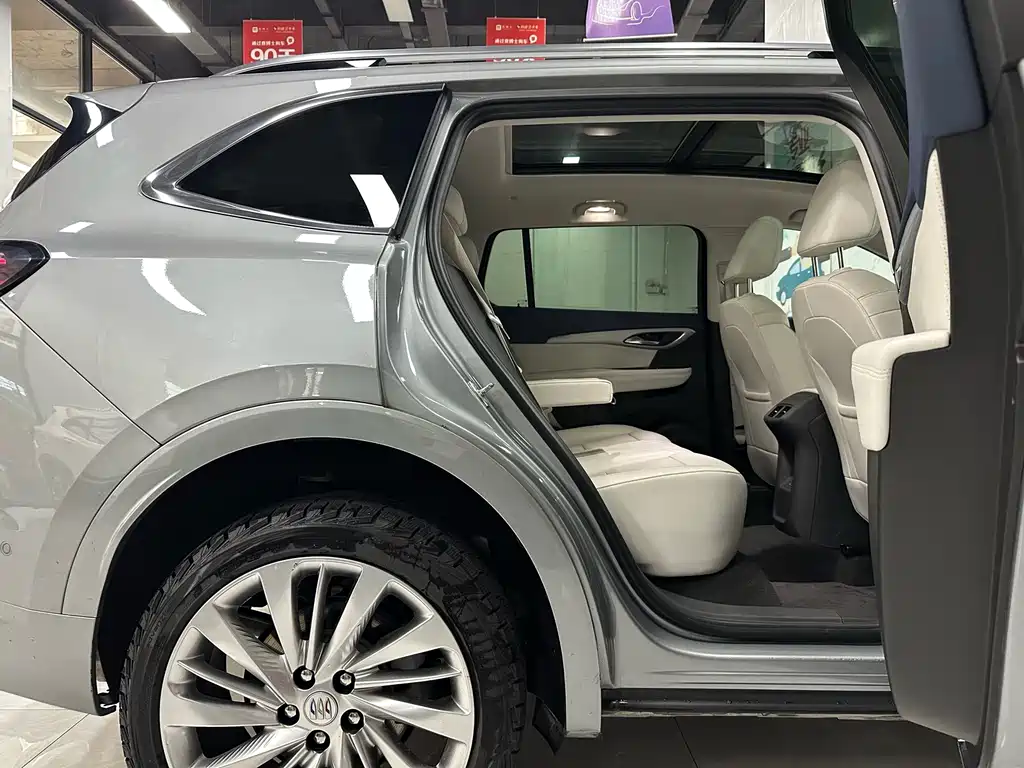 Buick Envision Plus — фото 6