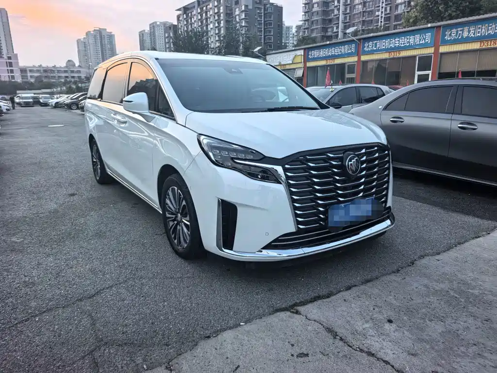 Buick GL8