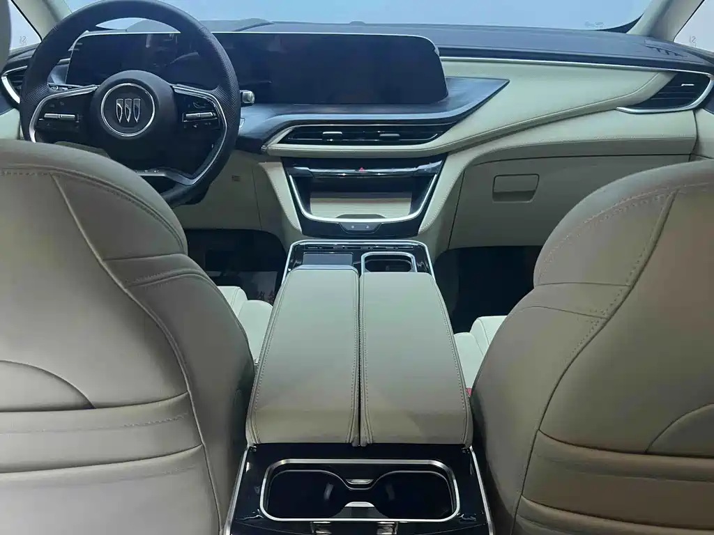 Buick GL8 Hybrid — фото 6