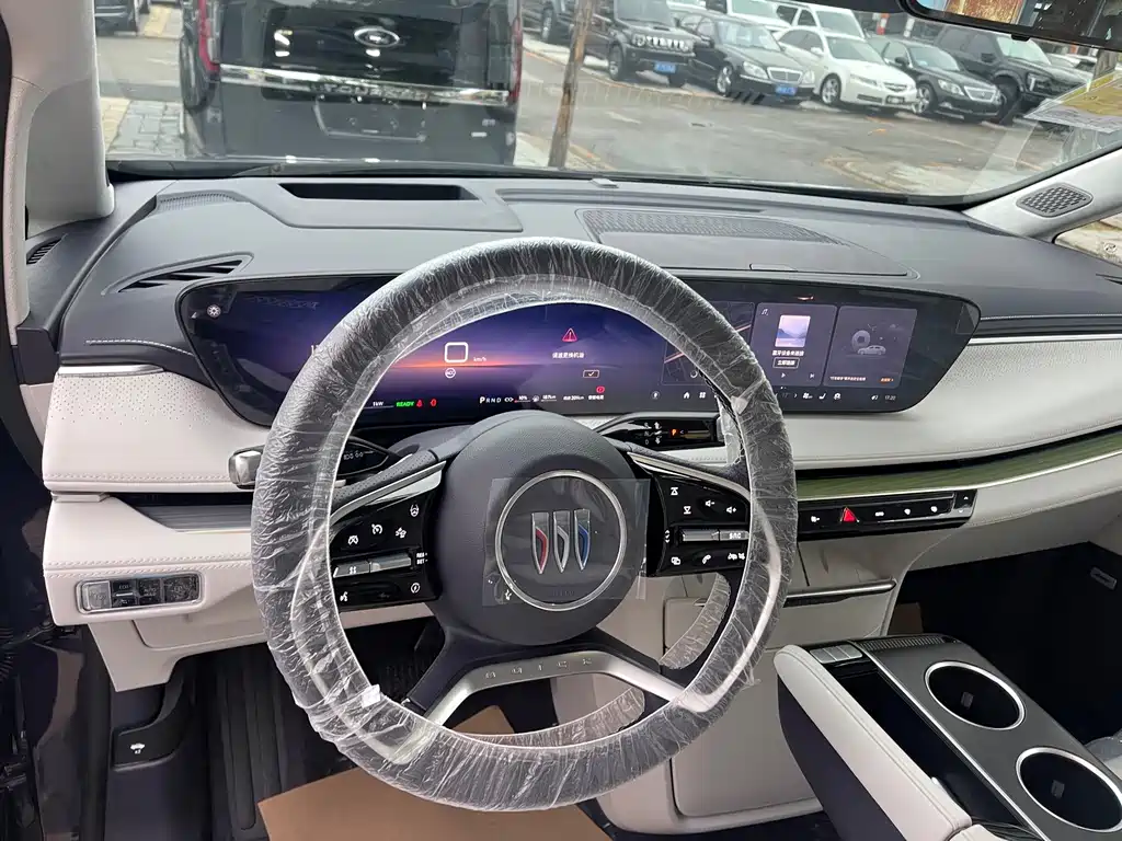 Buick GL8 Hybrid — фото 15