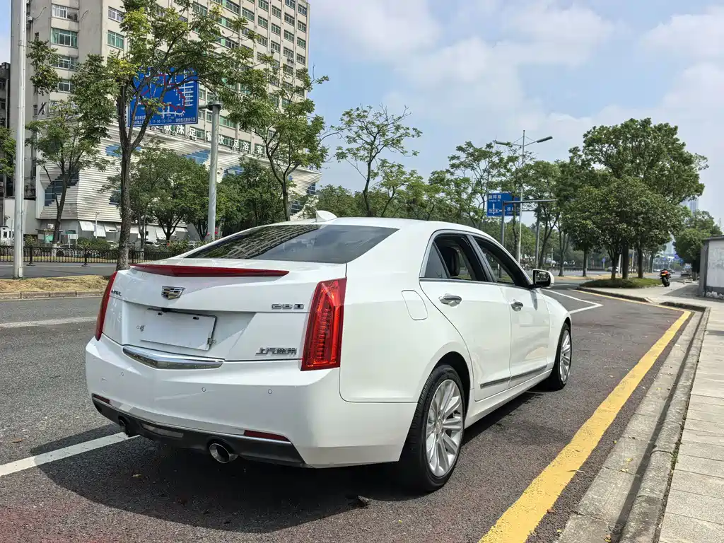 Cadillac ATS-L — фото 19