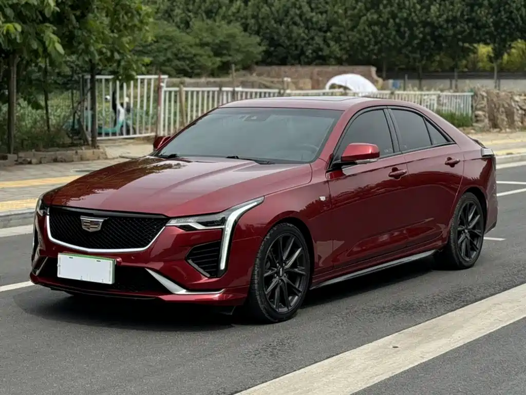 Cadillac CT4 — фото 2