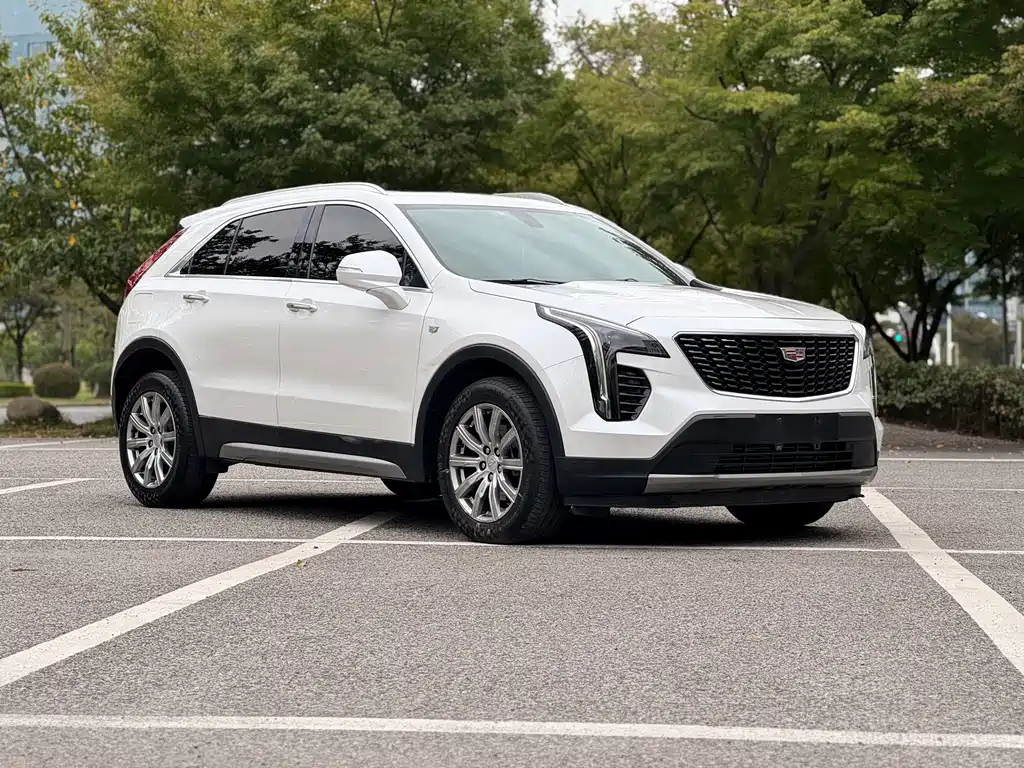 Cadillac XT4 — фото 3