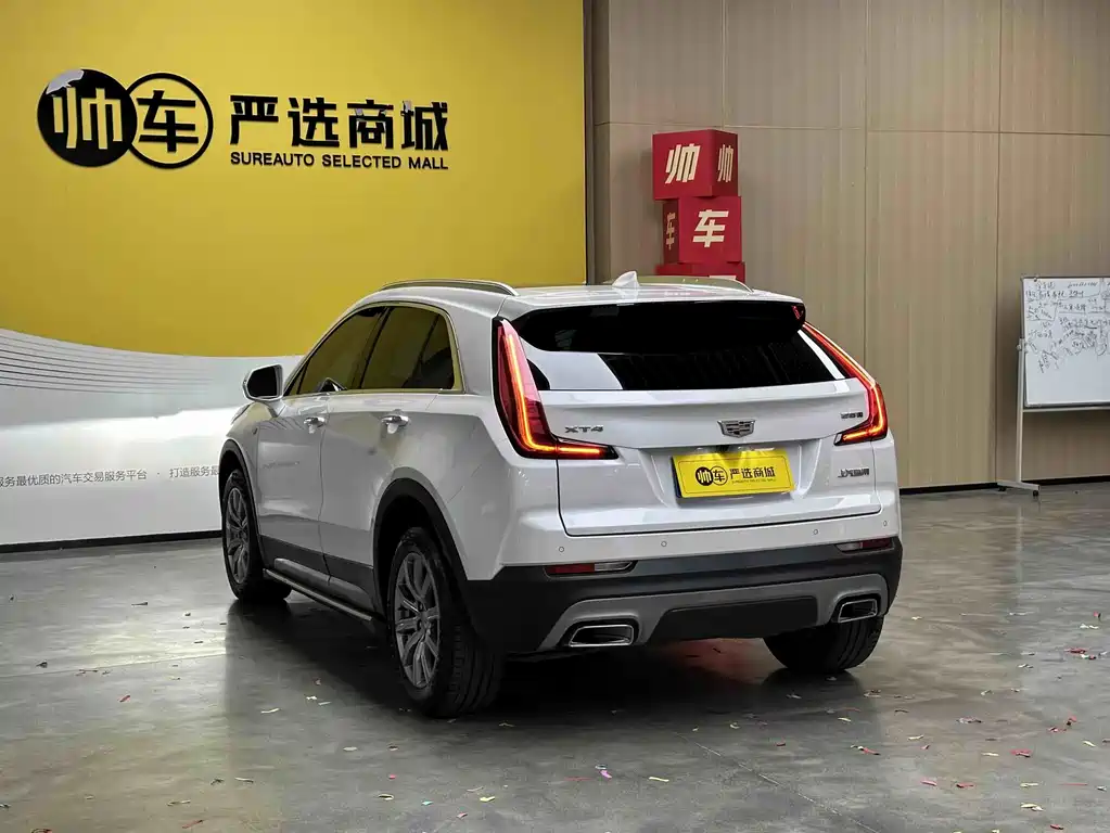 Cadillac XT4 — фото 4