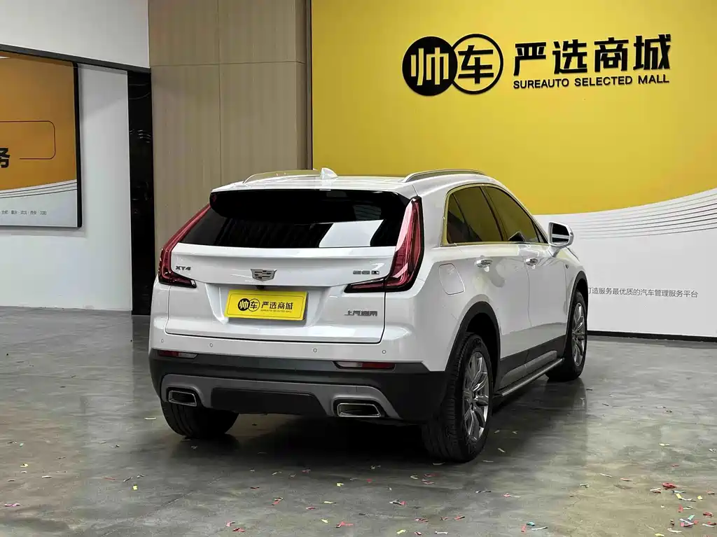 Cadillac XT4 — фото 6