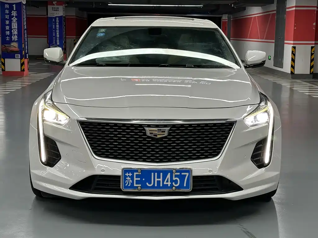 Cadillac CT6 — фото 2