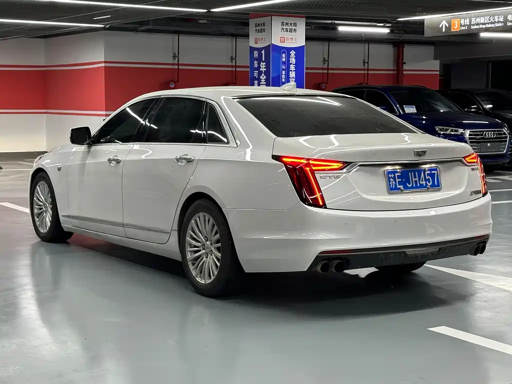 Cadillac CT6 — фото 6