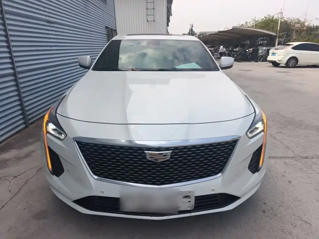 Cadillac CT6 — фото 3