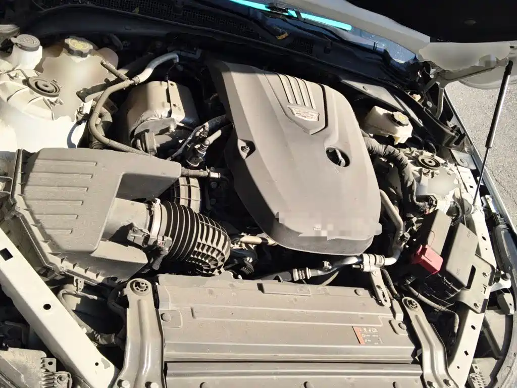 Cadillac CT4 — фото 16