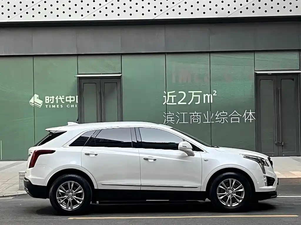 Cadillac XT5 — фото 7