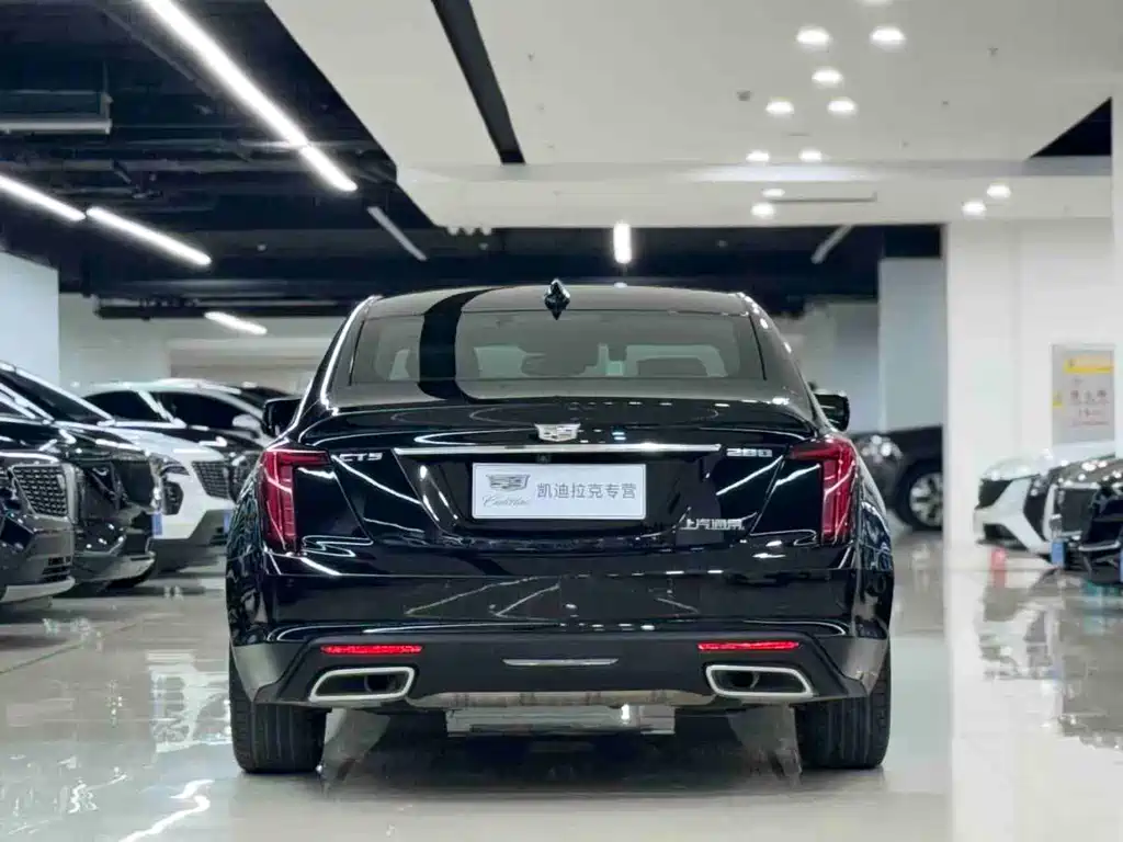 Cadillac CT5 — фото 3