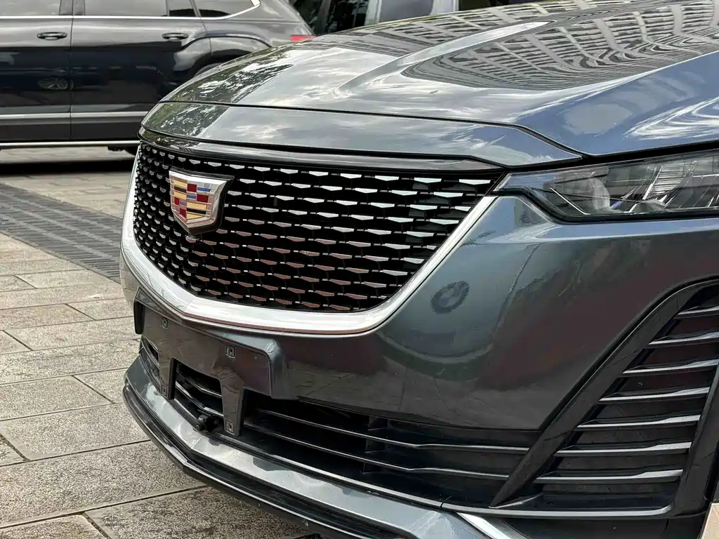 Cadillac CT5 — фото 7