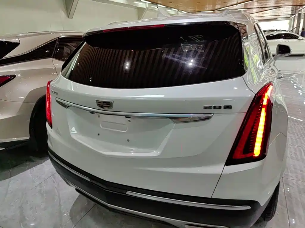 Cadillac XT5 — фото 6