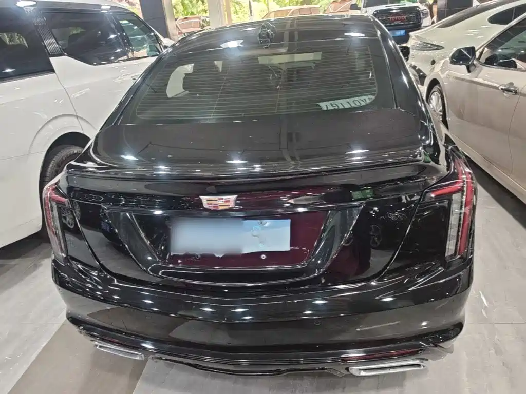 Cadillac CT5 — фото 6