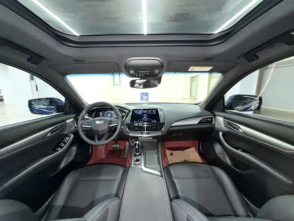 Cadillac CT5 — фото 6
