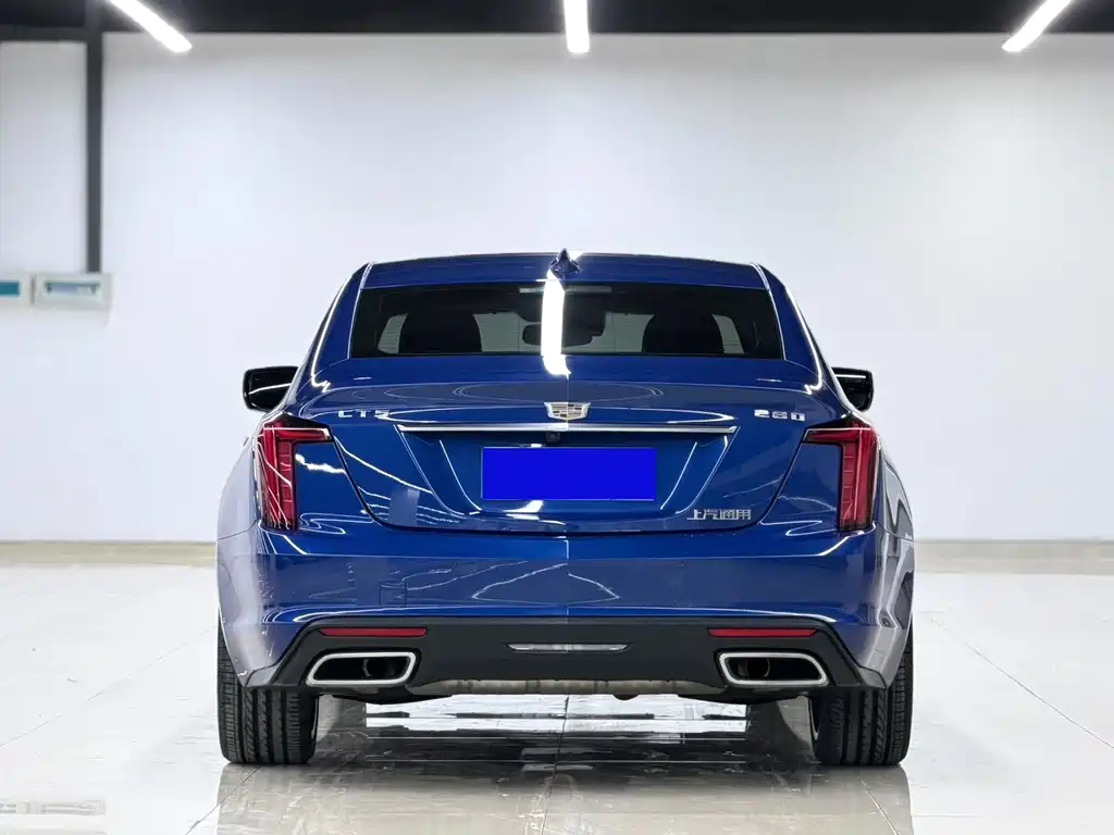 Cadillac CT5 — фото 8